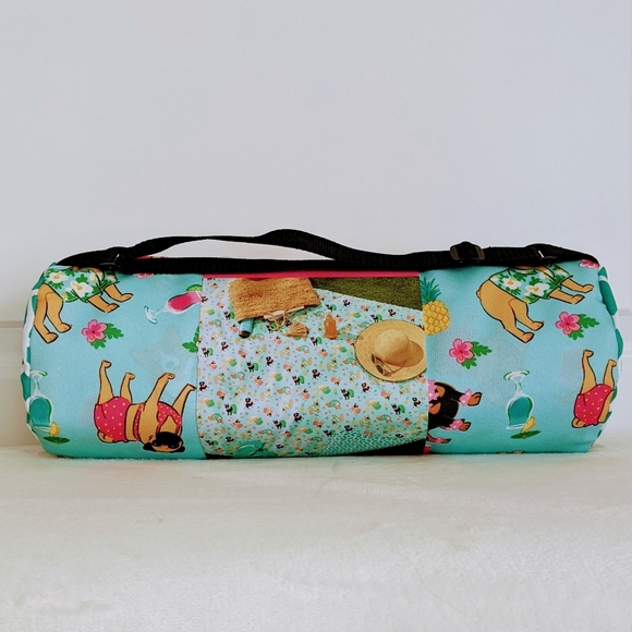 Outdoor Blanket Frenchie Pug Corgi Doxie Water Repellent 50" x 60" Aqua NWT - Picture 5 of 16